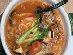 -蒙自源米线大王(东站店)