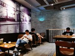 大堂-星巴克(上海虹桥南丰城办公楼店)