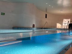 -涨巢·潮玩水疗局