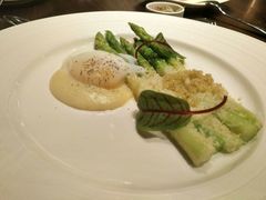 莴笋温泉蛋-恰餐厅及酒吧 CHAR Bar & Grill (北京丽都皇冠假日店)