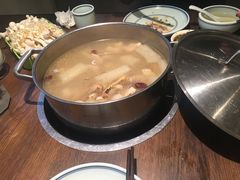 -拾里椰乡·海南椰子鸡(珠影星光城店)
