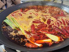 -黄潇洒老火锅(九眼桥宏济巷店)