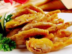咸香鸡脚-颐东国宴大酒店