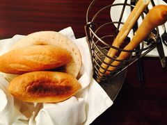 -香格里拉鱼跃地中海西餐厅·牛排披萨