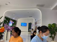 -银泰百货(厦门国贸中心店)