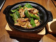 黑毛猪小炒肉-山里亲戚(淞虹路店)