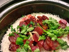 广式腊味煲仔饭-狐狸爱上椰子鸡(滨江星光大道店)