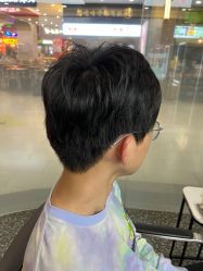 -川和潮人