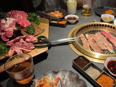 -铭牛烧肉·和牛海鲜自助(高新月牙湖店)