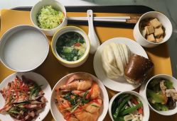 -月之旅·尊 高端月子会所(科馨别墅一店)