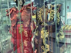 -粤港芭莎美容美发化妆学校