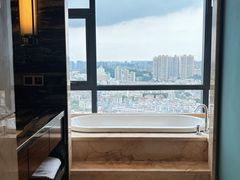 -中山利和希尔顿酒店