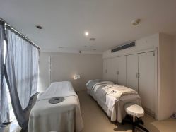 -JNK皮肤管理中心