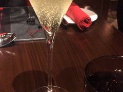 -恰餐厅及酒吧 CHAR Bar & Grill (北京丽都皇冠假日店)