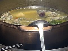 -喃喃椰·糟粕醋·椰子鸡火锅(七堡花园店)