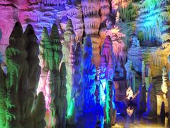 -泰安地下龙宫景区