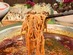 -二荆条·蜀鲜汇城市森林火锅