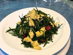 -乡村馕坑肉·烧烤·新疆菜·本地人更爱吃(阿勒泰首店)