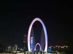 -南京眼步行桥