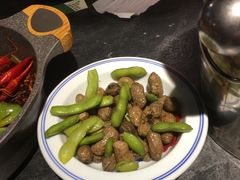 毛豆-日进一片海.生腌海鲜火锅.宵夜烧烤(三里屯总店)