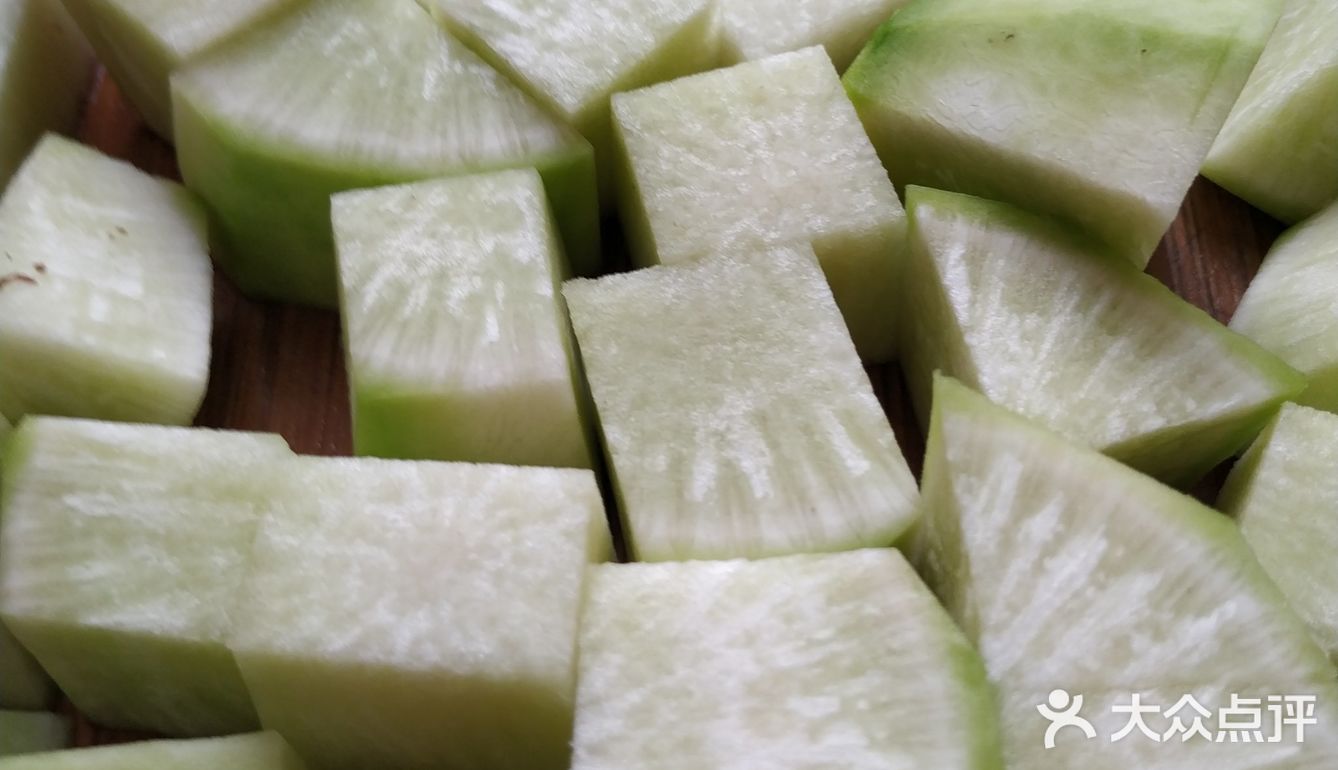 健胃滋阴理气化痰，清甜爽口的萝卜煲排骨汤