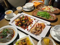 -隔壁老王·家常云南菜(花巷店)