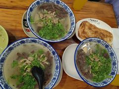 -叶新小吃店(来凤小区总店)