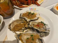 -领鲜活海鲜榴莲自助火锅(东门店)