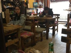 -小锅巴纳西餐厅