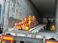 -东方鼎信农副产品交易中心