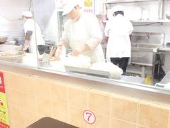 -小胖包子王(定安路店)