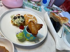 -水桶王国主题餐厅·聚会·生日派对·亲子活动·家庭套餐(亚龙湾希尔顿店)