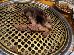 -唯成•韩国炭火烤肉 유성고기