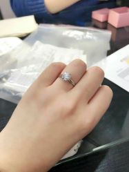 -威德钻石-克拉钻大本营(南京东路店)