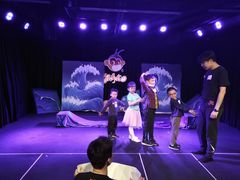 -猴有戏教育戏剧·音乐剧·主持口才·演讲朗诵辩论(环球港华师大校区)