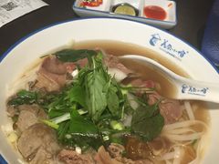 -美奈小馆·越南料理(中航城君尚购物中心店)