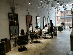点击看大图 -JOY Hair salon