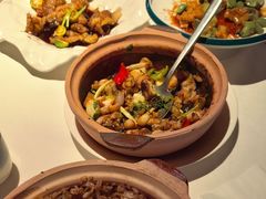 -八府香鸭·啫啫煲(华山路店)