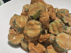 黄瓜拌油条-梅飞酒家(桑园路店)