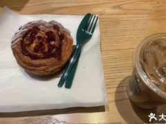 圣诞蔓越莓玉桂酥-星巴克(天津佛罗伦萨小镇店)