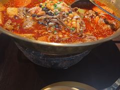 -张翻越·川渝冒菜·武汉黑鸭煲(城北万象城店)