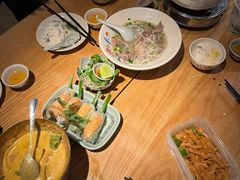 -大头虾越式风味餐厅(光明广场店)