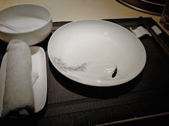 -余欢领鲜火锅(新街口店)