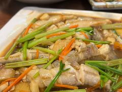 -鼎夫人·小酒文化餐厅(淡水桥店)