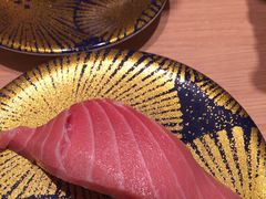金枪鱼中脂寿司-大起水产回转寿司(道顿堀店)