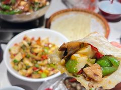 -湘西小馆(滨河路店)