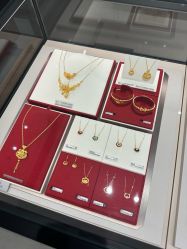 -周大福CHOW TAI FOOK(大融城珠宝店)