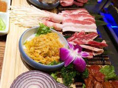 -明洞阿姨·韩式酱蟹烤肉·创意料理(三元桥店)