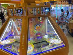-爱玩嘉年华(龙湖曲江天街店)