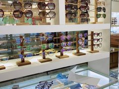 -广州宝岛眼镜武汉和光眼镜市场西区店